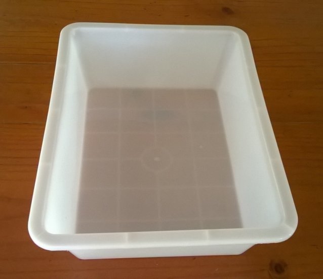 Water Tray for Top Hatch Incubator - Click Image to Close